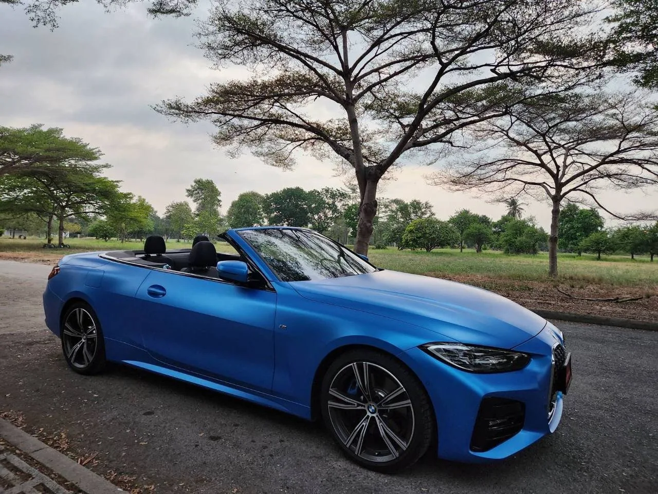 BMW 4 Series 430i 2025 — Photo 2