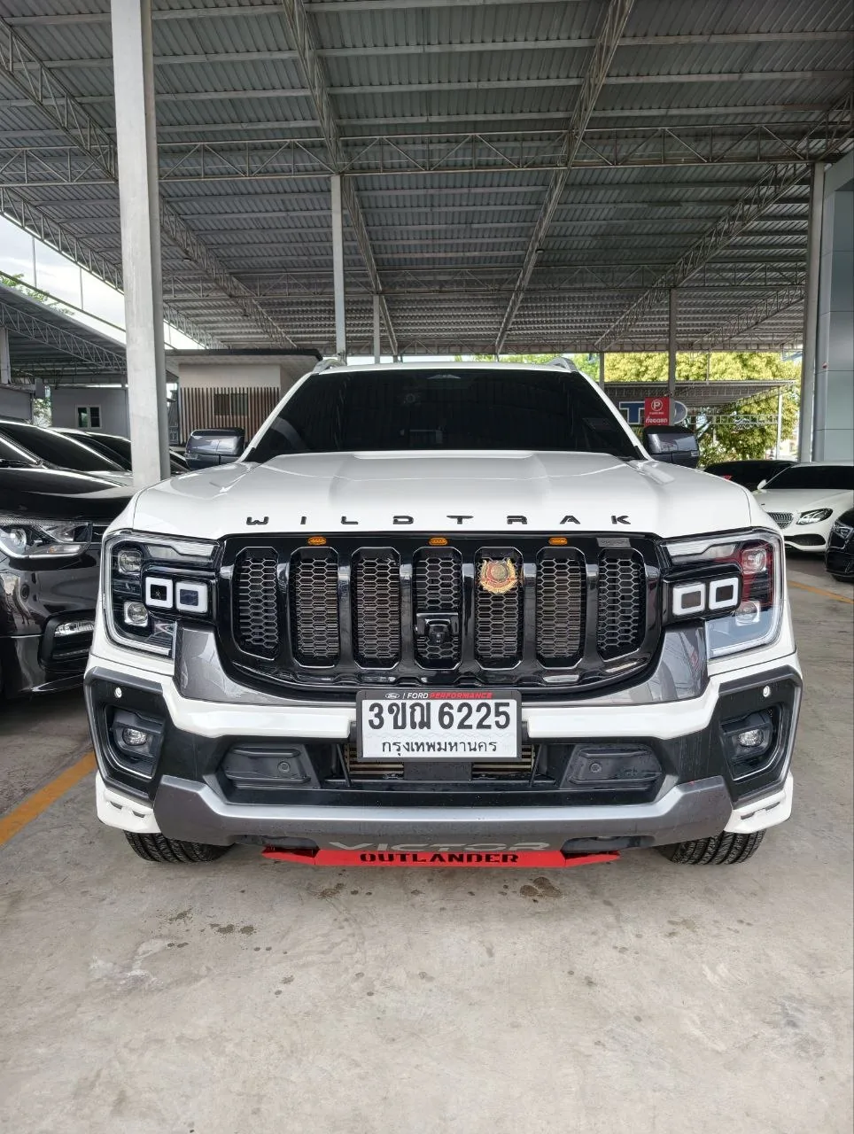 Ford Everest Wildtrak 4x4 — Photo 4