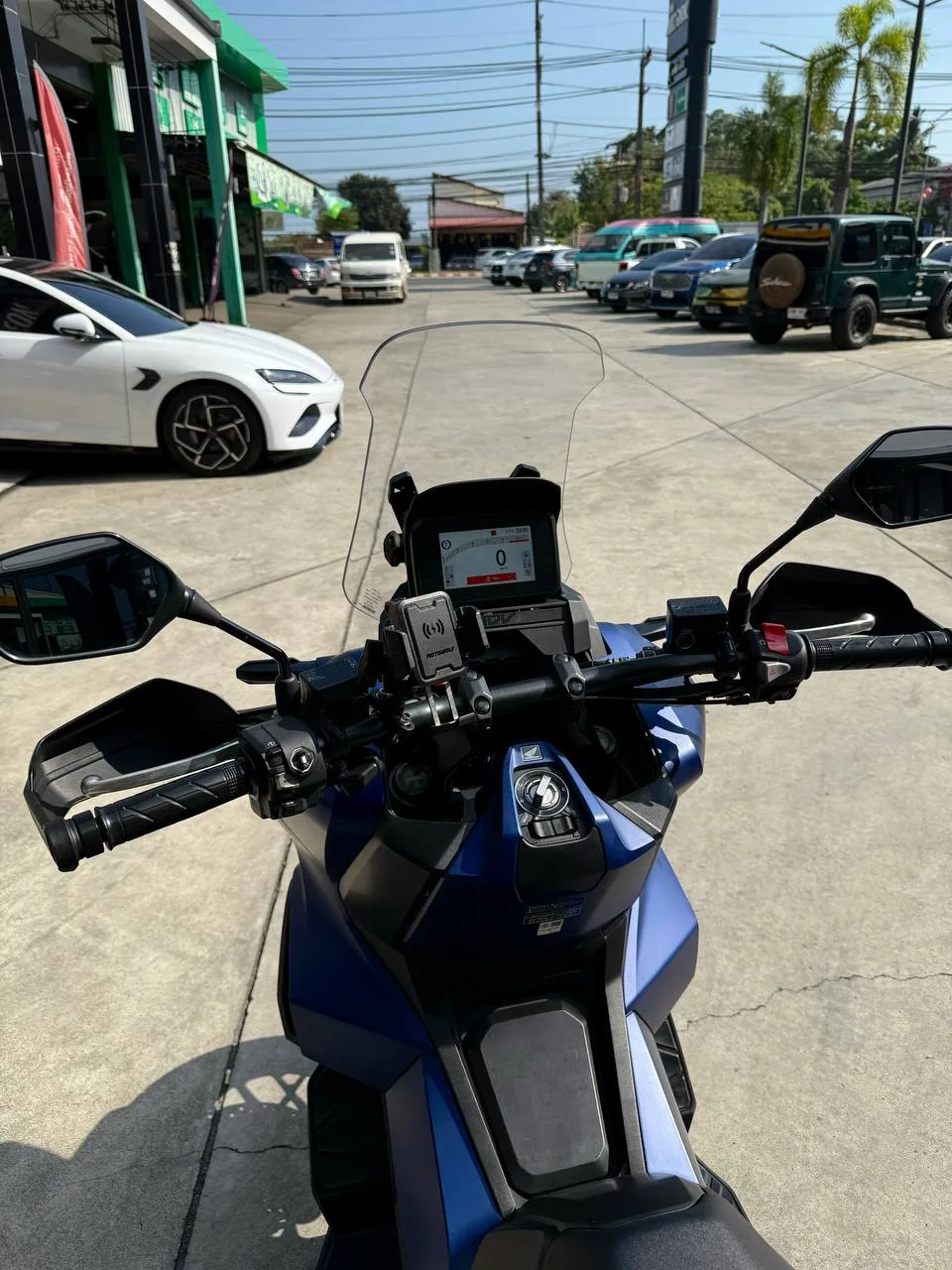 Honda ADV 350 2025 — Photo 3