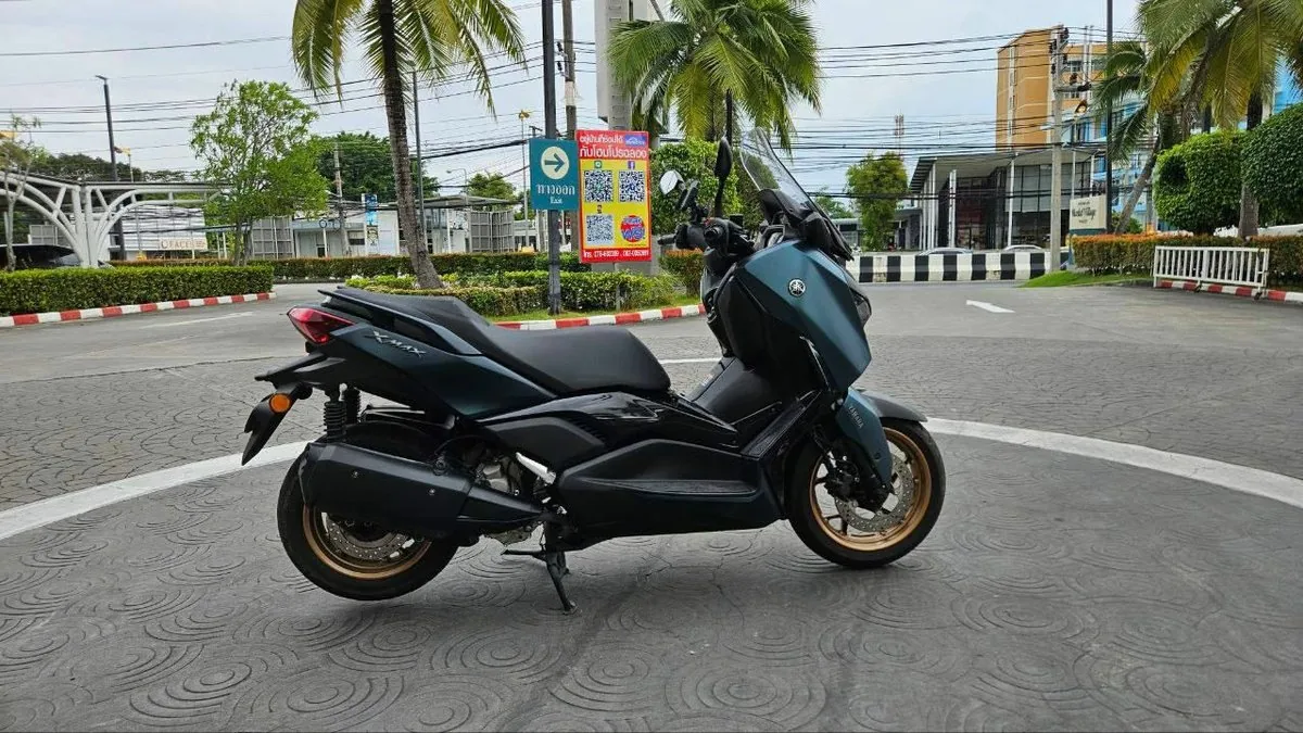 Yamaha XMAX 300 2023 — Photo 5